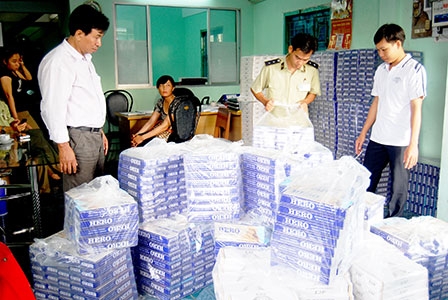 Siết chặt quản lý thị trường, <br>CHỐNG BUÔN LẬU