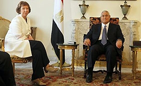 Mỹ, EU bắt đầu tăng tốc