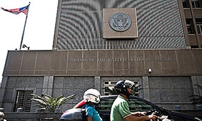 Mỹ có thể kéo dài thời gian đóng cửa đại sứ quán ở nước ngoài