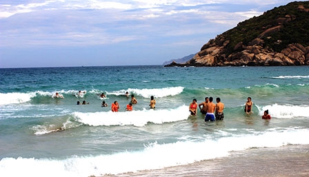 Bãi Nồm mời gọi