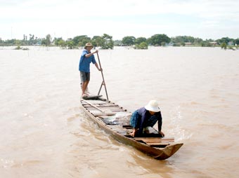 Làm ăn
mùa nước nổi