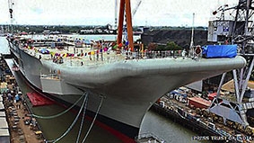 Ấn Độ hạ thủy tàu sân bay đầu tiên