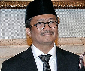 Indonesia bắt giữ người đứng đầu cơ quan quản lý dầu khí