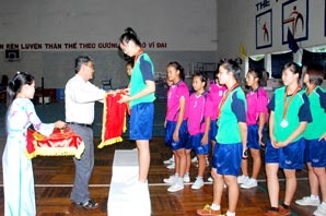 Bế mạc Giải vô địch Cầu mây trẻ toàn quốc năm 2013
Hà nội đoạt giải nhất toàn đoàn