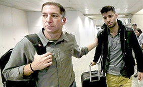 Chính phủ Anh buộc Guardian 

hủy tài liệu do Snowden cung cấp