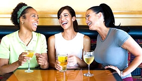 Uống 1 ly rượu vang/ngày 

có thể giảm nguy cơ trầm cảm?