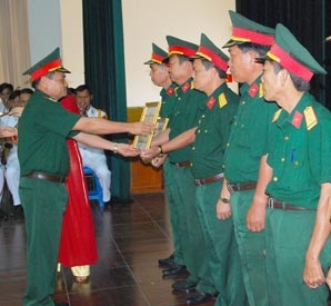 XÂY DỰNG NHIỀU MÔ HÌNH HAY TRONG CÔNG TÁC DÂN VẬN