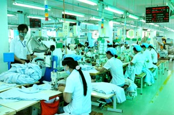 Cộng đồng doanh nghiệp góp phần giữ vững
tăng trưởng kinh tế