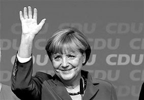 Bà Merkel vất vả 
tìm kiếm liên minh