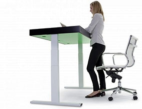 Bàn làm việc “thông minh” 
cho dân văn phòng