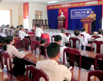 Giao lưu các mô hình làm 
kinh tế hiệu quả