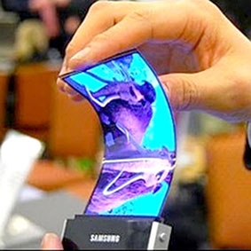 LG và Samsung khơi mào cuộc đua 
điện thoại thông minh màn hình dẻo