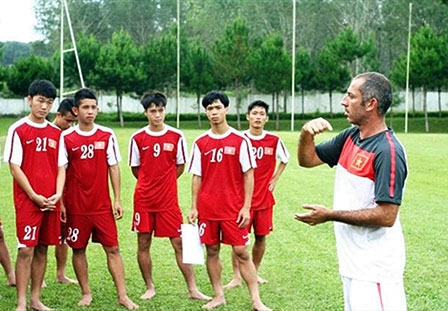 Từ thành công của U-19 Việt Nam