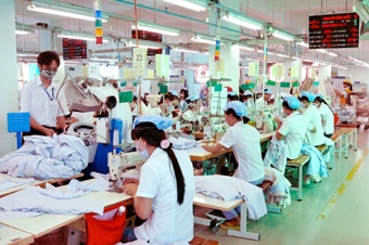 Cùng doanh nghiệp vượt bão