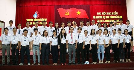 Đồng hành cùng sinh viên trong học tập, rèn luyện 
và nghề nghiệp