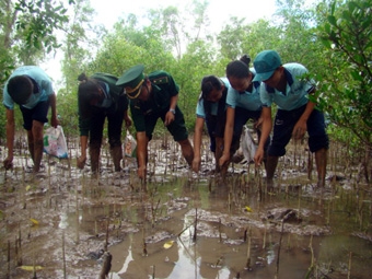 Chia sẻ kinh nghiệm ứng phó với biến đổi khí hậu
