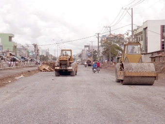 Tập trung thi công, 
đảm bảo giải ngân kịp thời