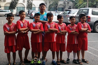 “THẮP LỬA” CHO BÓNG ĐÁ HỌC ĐƯỜNG