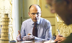 Nghị sĩ Ý có mức thu nhập 

cao nhất châu Âu