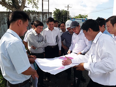 Tập trung đẩy nhanh tiến độ giải phóng mặt bằng 
xây dựng cầu Vàm Cống