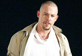 Alexander McQueen- 
người tiên phong của trường phái vị lai