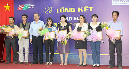 Trao giải Cuộc thi tác phẩm phát thanh - truyền hình TP Cần Thơ năm 2013