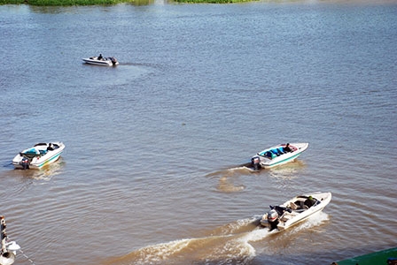 Đào tạo cấp chứng chỉ lái xuồng máy cho cán bộ, chiến sĩ công an thành phố