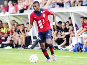 Arsenal 

chiêu mộ 

Kalou để gia cố hàng công