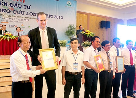 Tăng cường liên kết 
để thu hút đầu tư