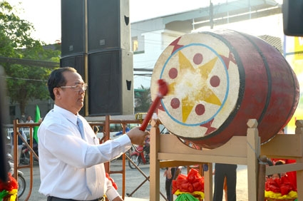 Mít-tinh và diễu hành hưởng ứng
Tháng hành động quốc gia phòng, chống HIV/AIDS