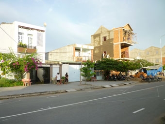 Bình Thủy gấp rút làm thủ tục cấp “sổ đỏ” cho hộ dân 
tái định cư  đường Mậu Thân- Sân bay Trà Nóc