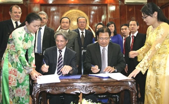 Ký kết thỏa thuận giữa Viện-Trường Nice và Bệnh viện Đa khoa TP Cần Thơ