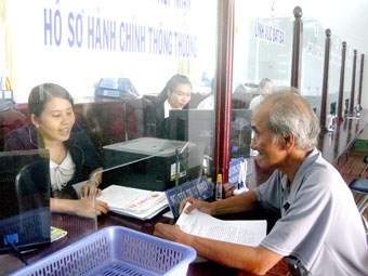 TẬP TRUNG THỰC HIỆN 3 VẤN ĐỀ CẤP BÁCH TRONG CÔNG TÁC XÂY DỰNG ĐẢNG