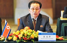 Ông Jang Song-thaek dính tội tham nhũng, sa đọa