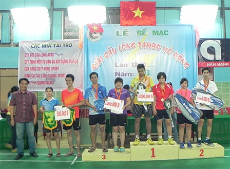 Gần 400 vận động viên tham gia Giải cầu lông TAMBO mở rộng lần thứ VI