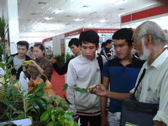 Triển lãm Hội chợ “Thành phố Cần Thơ - 
10 năm thành tựu và phát triển”