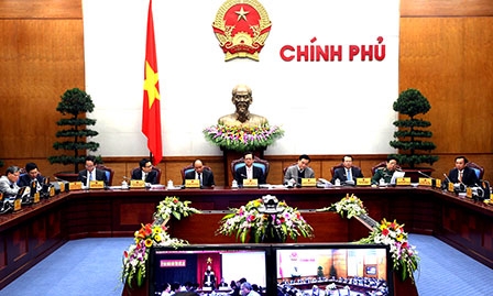 Các địa phương kiến nghị Chính phủ tăng cường
cải cách hành chính, ban hành thêm cơ chế thu hút đầu tư