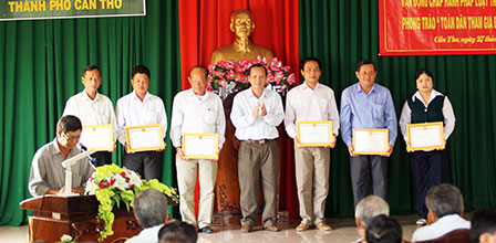 Quan tâm, củng cố phát triển các mô hình đảm bảo an toàn giao thông