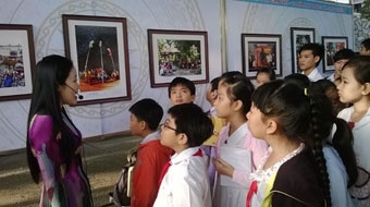 Khai mạc triển lãm ảnh "TP Cần Thơ - 10 năm
xây dựng và phát triển"