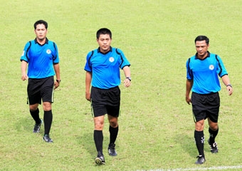 Chấn chỉnh trọng tài trước mùa giải mới