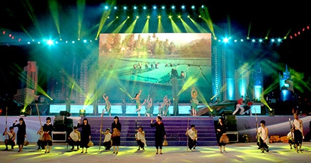 Chương trình nghệ thuật đặc biệt “10 năm vang mãi Cần Thơ”