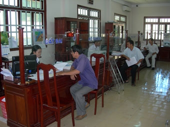 Phát huy hiệu quả ứng dụng
internet trong cải cách hành chính