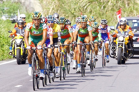 15 đội tranh tài tại giải xe đạp quốc gia 
tranh Cúp Truyền hình Bến Tre lần 16- 2014