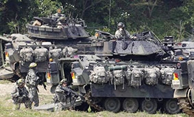 Mỹ điều thêm binh sĩ và xe tăng đến Hàn Quốc