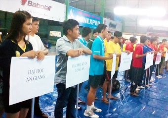 Yếu và thiếu so với yêu cầu