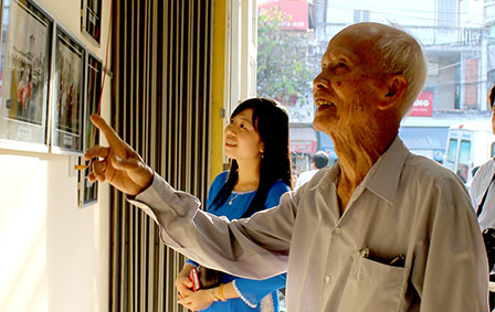 Triển lãm ảnh nghệ thuật mừng Đảng - mừng Xuân