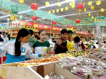 Hàng Việt chiếm ưu thế