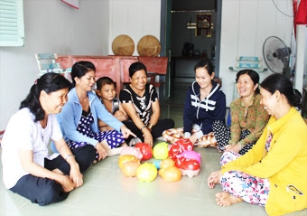 Thi đua thực hành tiết kiệm 
theo gương Bác