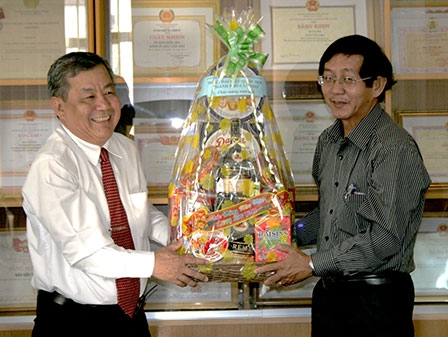 Nhiều hoạt động thăm hỏi, chúc Tết Nguyên đán Giáp Ngọ 2014