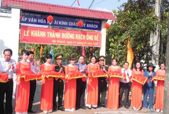 TẾT QUÂN-DÂN LÀ NÉT ĐẸP TRUYỀN THỐNG CỦA QUÂN ĐỘI NHÂN DÂN VIỆT NAM